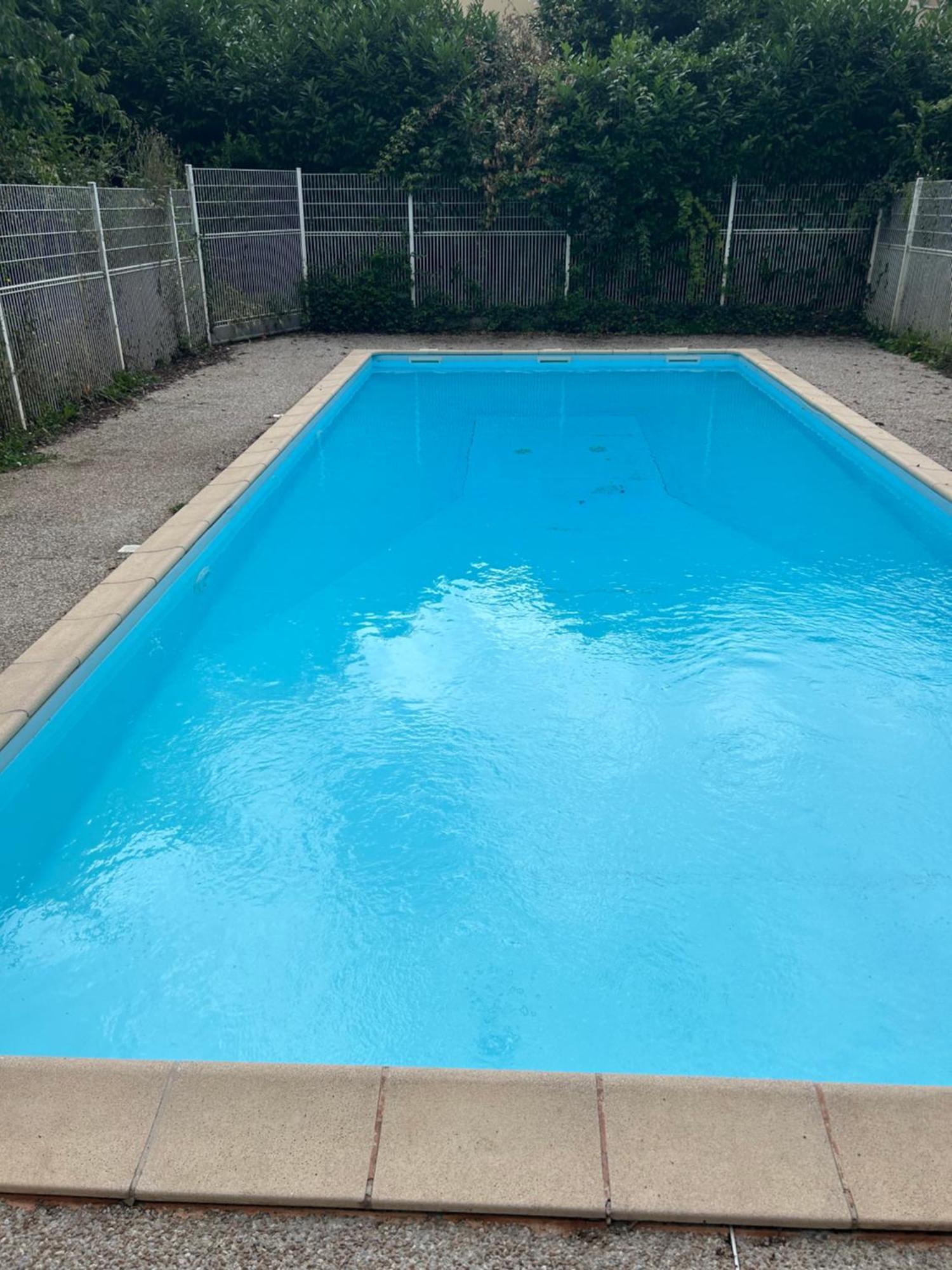 Appartement T2 Piscine Parkin Privee Colomiers Luaran gambar